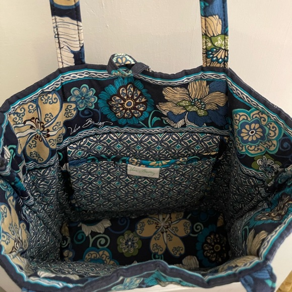 Vera Bradley Small Tote in Mod Floral Blue - Picture 4 of 11